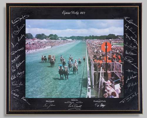 Five horse racing frames