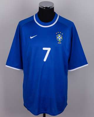 Ronaldinho blue No.7 Brazil short-sleeved shirt, 2001
