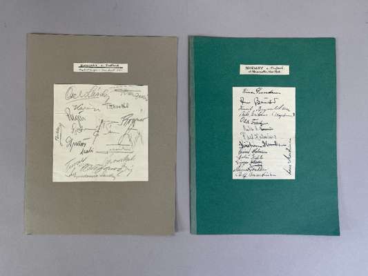 Autographs rare pages for Foreign International teams 1938,
 Norway v England at Newcastle November 1938, Norwegian team (14), autographs Hungary v Sc