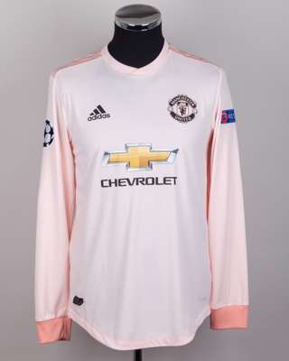Marcus Rashford pink No.10 Manchester United match issued long-sleeved shirt, 2019