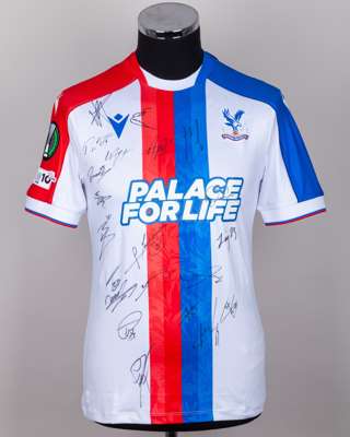 Shakhtar Donetsk v. Crystal Palace match issued squad signed shirt