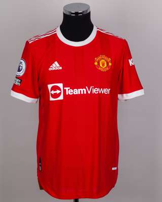 Scott McTominay autographed red no.39 Manchester United short-sleeved shirt, 2021-22