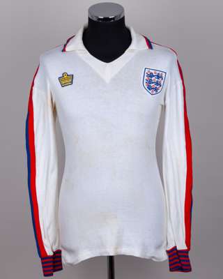 Ray Kennedy white No.6 England v. Northern Ireland long-sleeved shirt