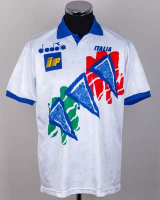 Roberto Baggio white Italy World Cup worn short-sleeved training shirt, 1994