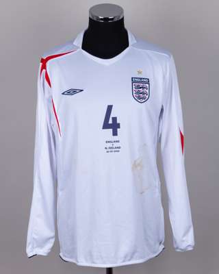 David Healy - Steven Gerrard white and red No.4 England match worn shirt, 2005