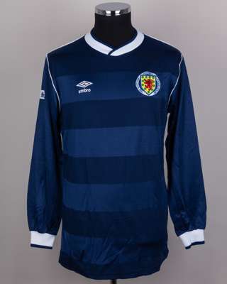Roy Aitken blue No.10 Scotland v. Republic of Ireland long-sleeved shirt, 1986