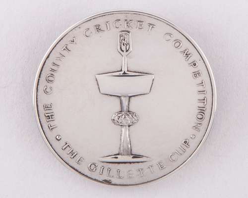 Dickie Bird silver county cricket Gillette Cup Final umpire medal, 1976