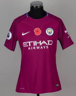 Kevin De Bruyne purple No.17 Manchester City match worn short-sleeved shirt, 2017