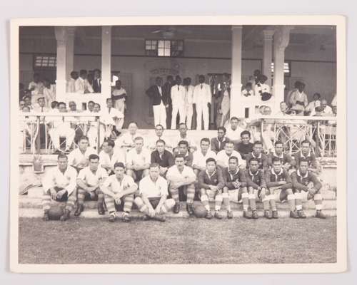 A Islington Corinthians in Singapore 1937-38 world tour photograph