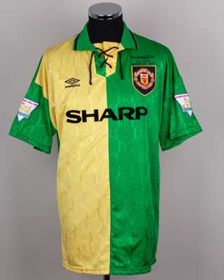 Andrei Kanchelskis yellow and green No.14 Manchester United Coca-Cola Cup final shirt, 1994