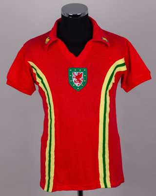 Ian Evans red, yellow and green airtex No.6 Wales match worn short-sleeved shirt, 1976