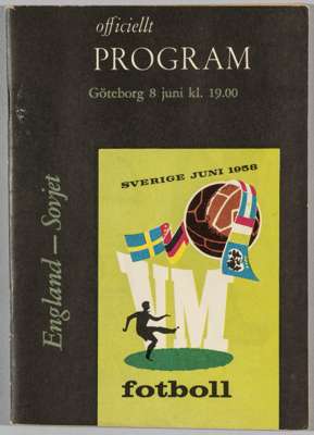 World Cup Sweden 1958 programme England v Soviet Union, played in Goteborg on 8th June 1958, 
 88-page with coloured cover

 Good condition with minor