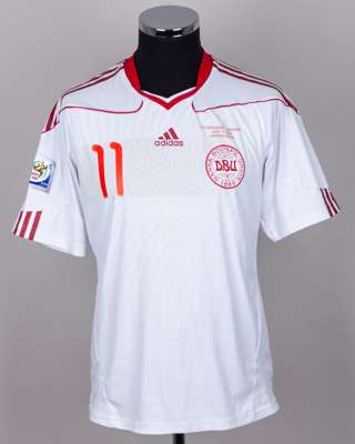 Nicklas Bendtner white and red No.11 Denmark v. Netherlands short-sleeved shirt, 2010