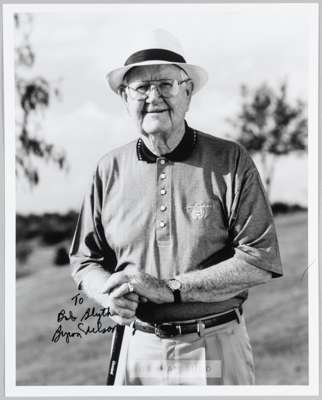 GOLF - BYRON NELSON 1937 & 1942 MASTERS CHAMPION AND 1939 U.S OPEN GOLF CHAMPION ORIGINAL AUTOGRAPHED PHOTOGRAPH 

John Byron Nelson Jr. (February 4, 