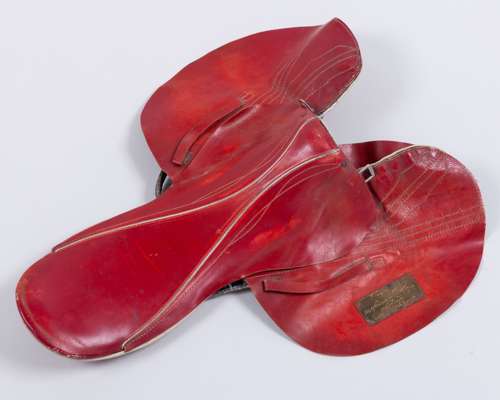 Pat Eddery racing saddle