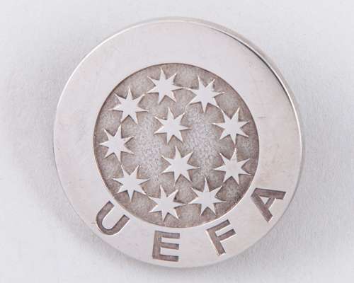 Frank Gray Continental silver 1975 European Cup Runner-up medal