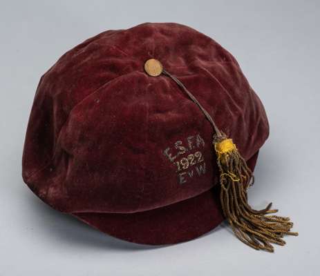 England School's Football Association representative cap v Wales, 1922,
 red velvet cap with gilt tassel, embroidered E.S.F.A. 1922 E v W, bearing Chr