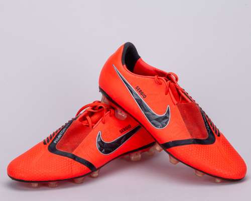 Sergio Busquets orange Nike Phantom Barcelona v. Real Madrid match worn football boots, 2019