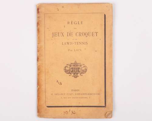 Rare edition of possibly the first French paperback booklet published on lawn Tennis