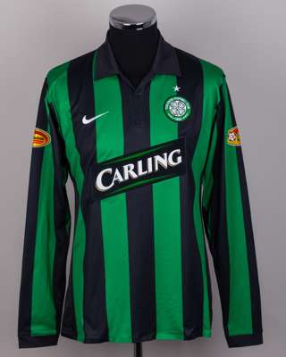 Aiden McGeady green and black No.46 Celtic long-sleeved shirt, 2016-17