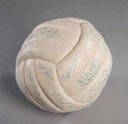 Tottenham Hotspur squad-signed football season 1985-86, white Minerva ball signed in blue biro by C & P Allen, Miller, Mabbutt, Clemence, Hoddle, Wadd