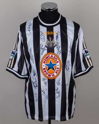 Stuart Pearce black and white No.3 Newcastle United autographed 1997-99 shirt