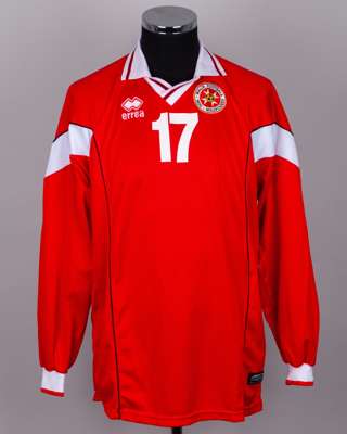 Red and white No.17 Malta v. Sweden long-sleeved shirt, 2001