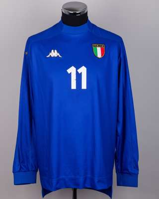 Enrico Chiesa blue No.11 Italy v. Belarus match worn long-sleeved shirt, 1999