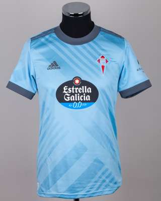 Fran Beltran blue No.8 Celta Vigo v. Atletico Madrid match worn autographed shirt, 2022