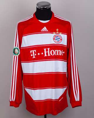 Bastian Schweinsteiger red and white No.31 Bayern Munich long-sleeved shirt, 2008