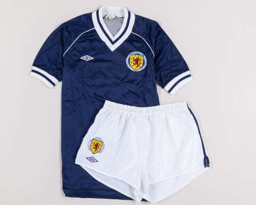 Alan Hansen blue No.5 Scotland v. England match worn short-sleeved shirt, 1982