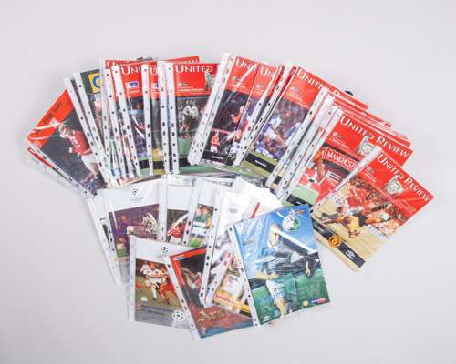 A complete run of Manchester United home and away treble match programmes, 1998-99