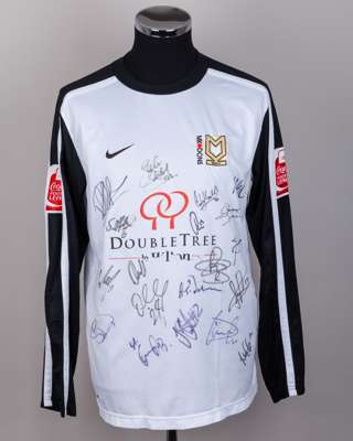 Martin Devaney white and black No.35 MK Dons autographed long-sleeved shirt, 2009-10