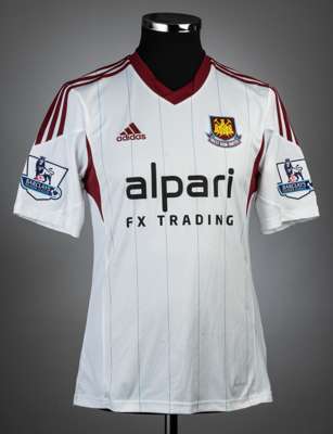 Matt Jarvis white & claret West Ham Untied no.7 away jersey, season 2013-14,
 match issue, Adidas, short-sleeved with BARCLAYS PREMIER LEAGUE sleeve b