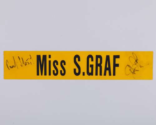 Steffi Graf an original Wimbledon manuel scoreboard autographed nameplate