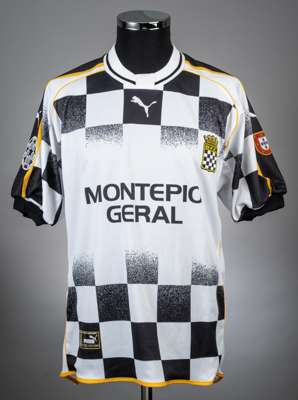 Jose Bosingwa black and white No.28 Boavista Champions League short-sleeved shirt, 2001-02, 
 Puma, XL, with crew-neck collar and felt badge inscribed