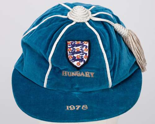 Moved to Lot 1470A Peter Shilton blue England v. Hungary International cap