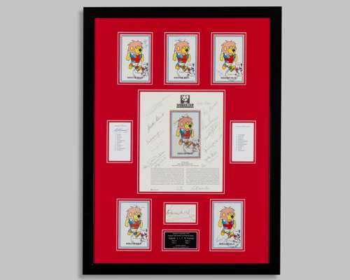 England World Cup 1966 - a squad line up autographed display
