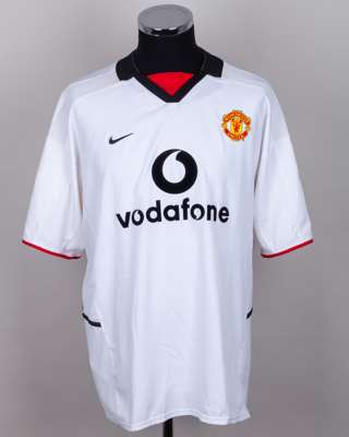 Rio Ferdinand white, red and black No.6 Manchester United short-sleeved shirt