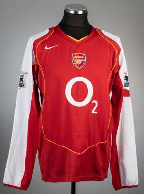 Freddie Ljungberg signed red and white Arsenal no.8 home jersey, season 2004-05,
 Nike, long-sleeved with BARCLAYS PREMIERSHIP CHAMPIONS 2003-2004 sle