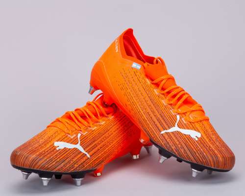 Sergio Aguero orange and black Puma Ultra football boots, 2020-21
