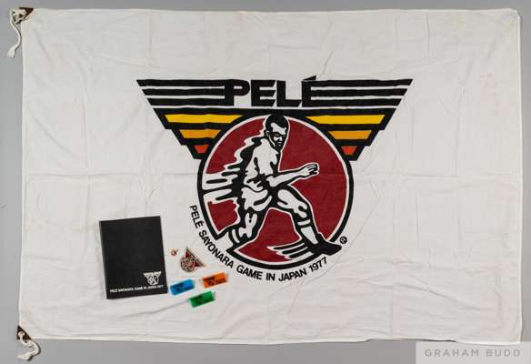 A cloth banner presented to Pelé on September 14, 1977
 in Tokyo, Japan, to mark his farewell games in Japan. Playing for the New York Cosmos in two f