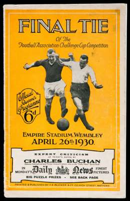 F.A. Cup Final programme Arsenal v Huddersfield Town 26th April 1930, staples removed, tear to back cover, otherwise fair