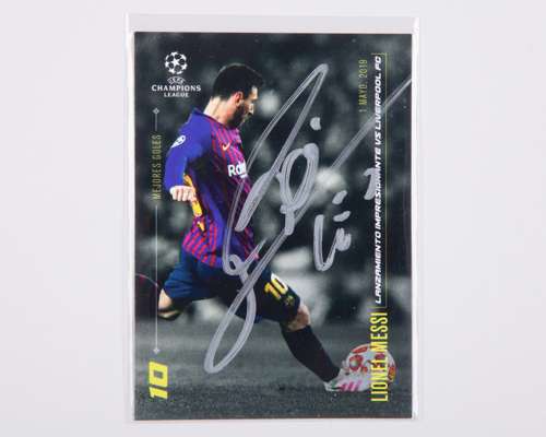 Lionel Messi autographed Barcelona Champions League Topps Mejores Goles trading card
