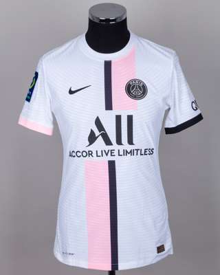 Neymar Jr white and pink No.10 Paris Saint-Germain v. Metz short-sleeved shirt, 2007