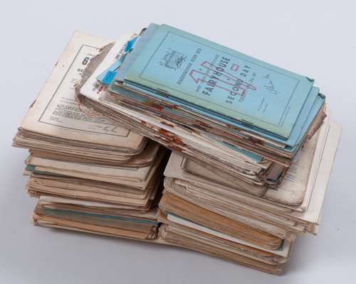174 Irish racecards in the 1950s
