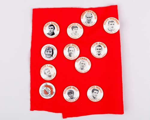 A collection of twelve Manchester United lapel badges 1960/70s