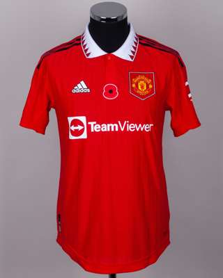 Jadon Sancho red No.25 Manchester United issued short-sleeved shirt, 2022