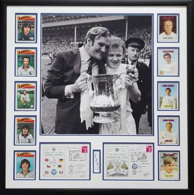 Leeds United 1972 FA Cup winners fully signed team plus manager display. 
 Leeds beat Arsenal 1-0 back on 6th May 1972 in the centenary cup final, dis