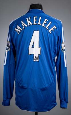 Claude Makelele blue Chelsea no.4 home jersey, season 2006-07,
 long-sleeved with BARCLAYS PREMIERSHIP CHAMPIONS 2005-2006 sleeve badges, club crest a